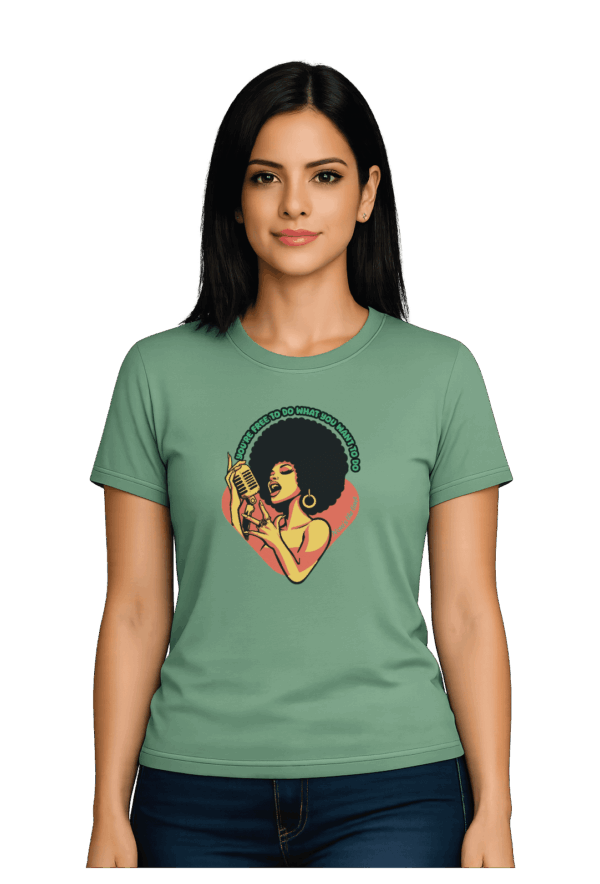 T-Shirt - Be Free